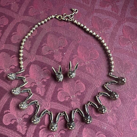 Vintage Stainless Steel Jewelry Rabbit Head Necklace Chain & Earrings - Picture 6 of 11